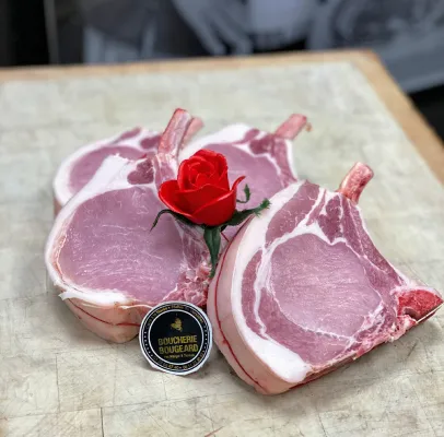 Cotes de porc à la Boucherie Bougeard à Versailles - Yvelines (78)