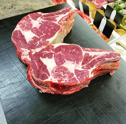 Cotes de Boeuf d'éleveur producteur à la Boucherie Bougeard, - Versailles (78)